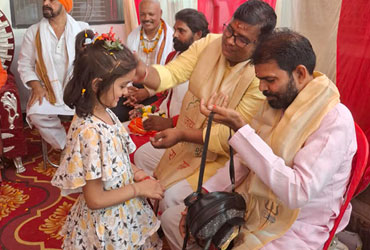 सखी सहेली फाउंडेशन में दो दिवसीय नवरात्रि उत्सव संपन्न, दिव्यांग बेटियों का हुआ
                                        पूजन