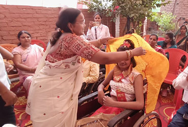 सखी सहेली फाउंडेशन में दो दिवसीय नवरात्रि उत्सव संपन्न, दिव्यांग बेटियों का हुआ
                                        पूजन